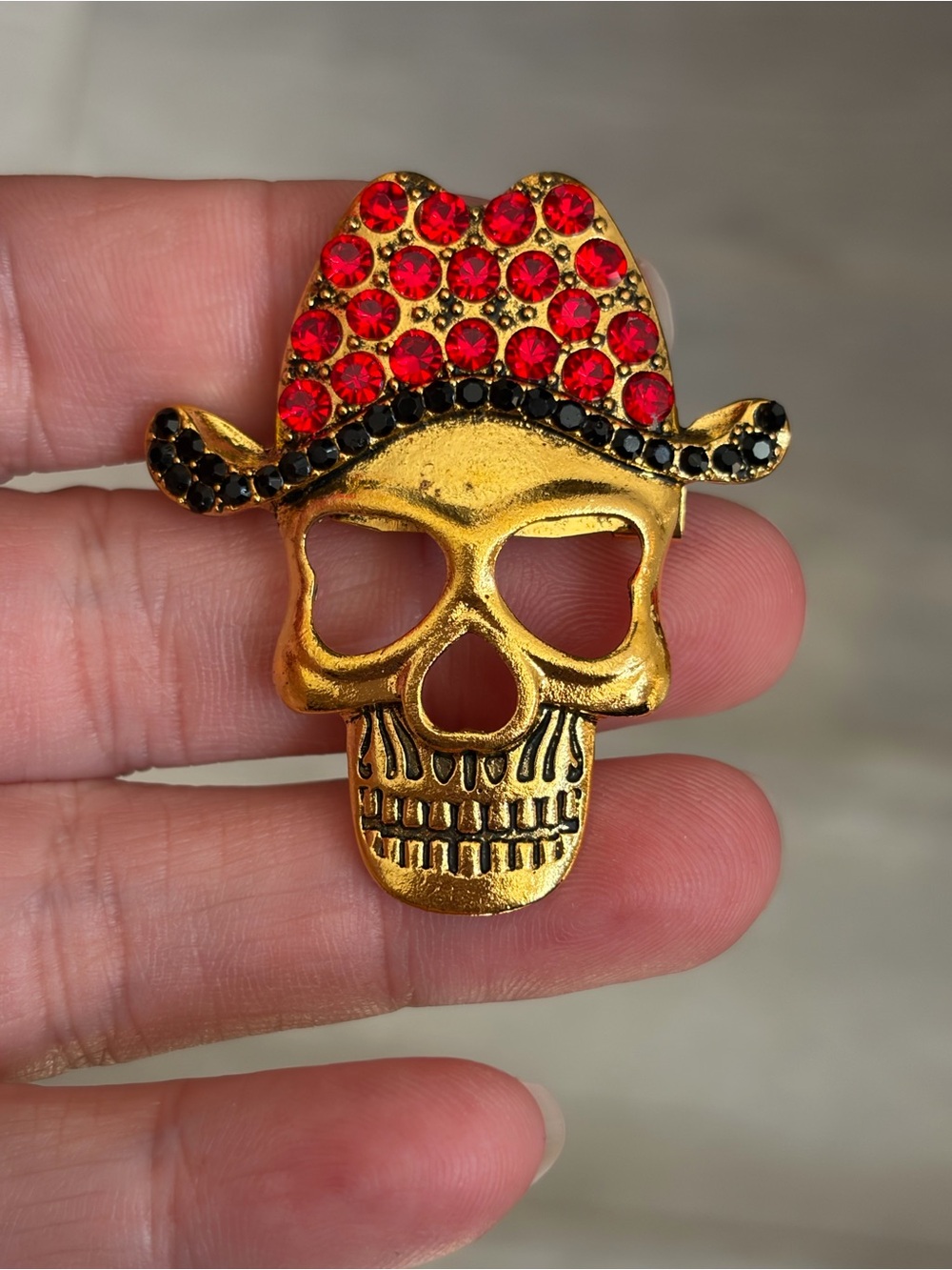 4/$50 Gold Skull Pin with Red and Black Crystal Hat brooch - Men's Accessory